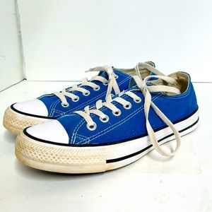 Converse Low Tops Blue and White Mens 5 Women’s 7